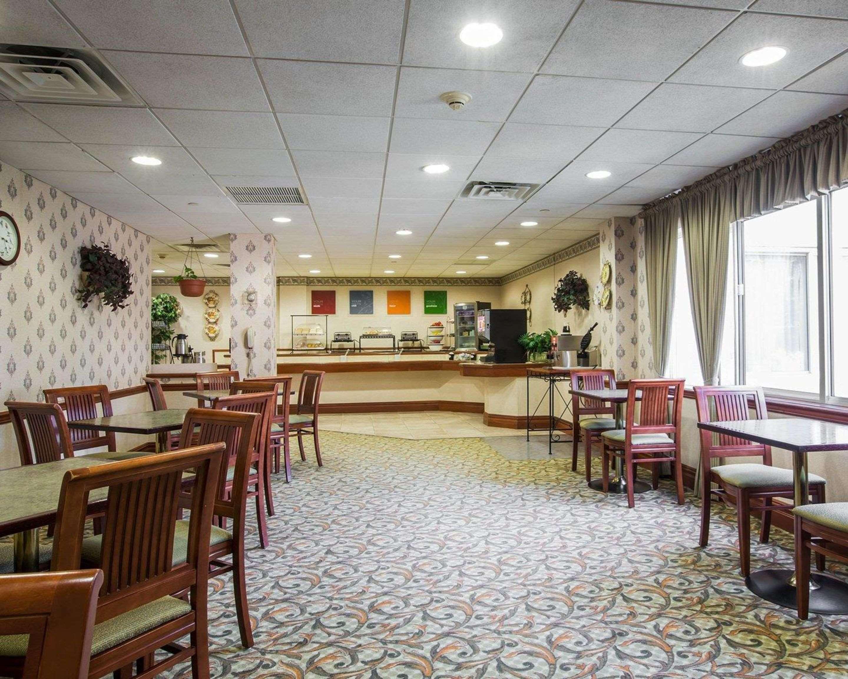 Holiday Inn Express & Suites Hawthorne - Elmsford North By Ihg Exterior photo