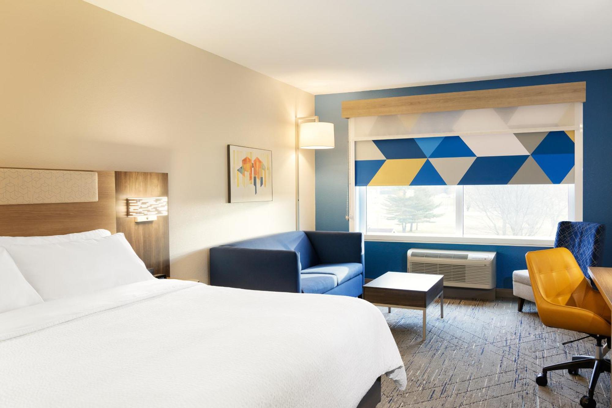 Holiday Inn Express & Suites Hawthorne - Elmsford North By Ihg Exterior photo